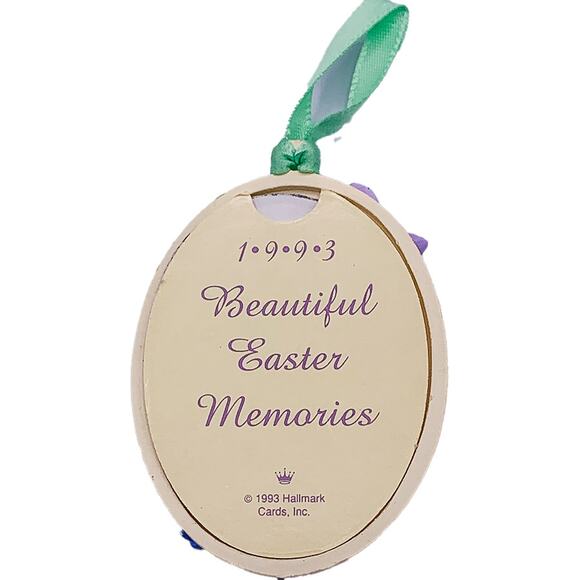1993 Hallmark Keepsake Easter Beautiful Memories Photo Holder Ornament in Box - Picture 3 of 6
